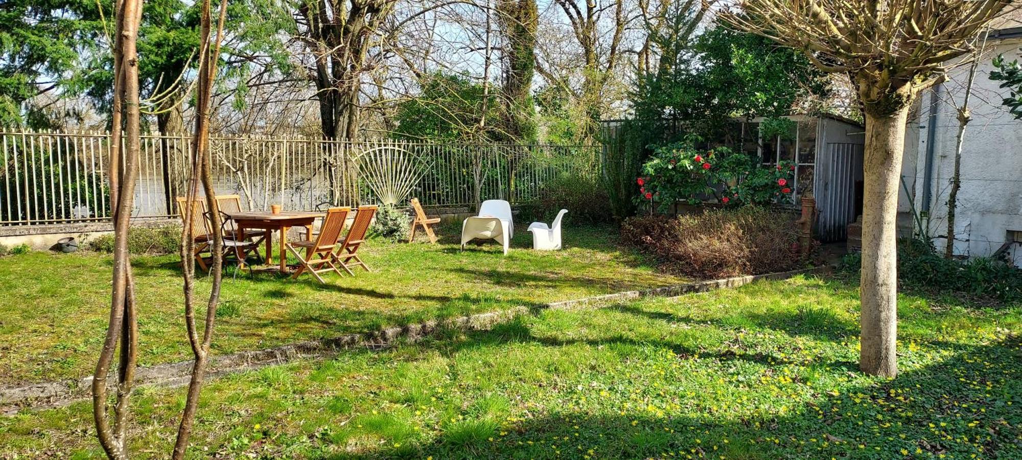 Le Bois Flotte - Maison Au Coeur De La Loire Entre Ville Et Nature Сомюр Екстериор снимка